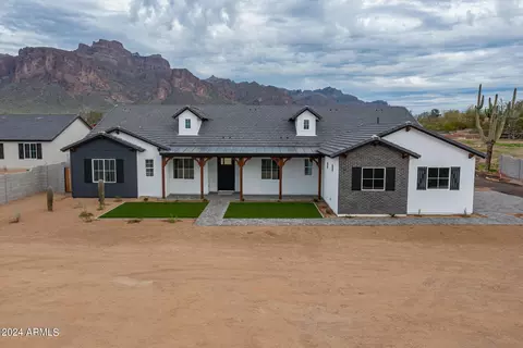 968 N Muleshoe Rd, Apache Junction, AZ 85119