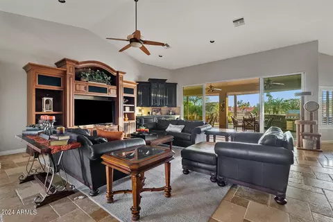 Living - 5345 E Mclellan Rd #25, Mesa, AZ 85205 photo 1 of 4