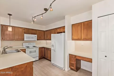 5402 E Windsor Ave #12, Phoenix, AZ 85008 photo 16