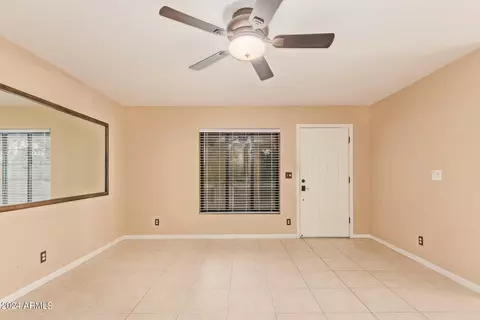 5402 E Windsor Ave #12, Phoenix, AZ 85008 photo 5