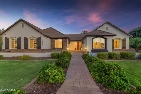 4263 Estrella Ct, Gilbert, AZ 85296