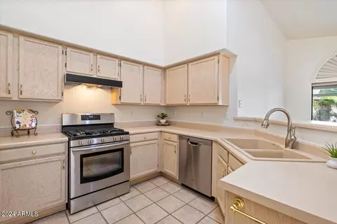 3856 E Grandview Rd, Phoenix, AZ 85032 photo 7