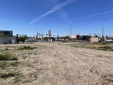 27 E Baseline Rd #4, Phoenix, AZ 85042
