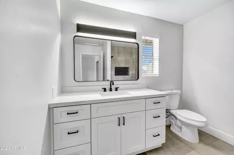 Bath - 2455 E Broadway Rd #4, Mesa, AZ 85204 photo 3 of 4