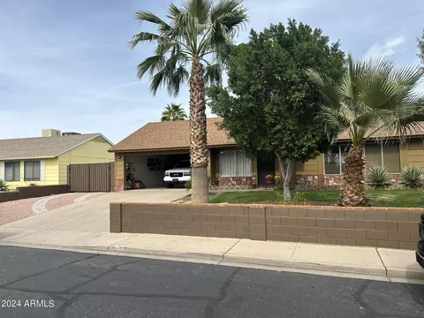Exterior - 754 E Huber St, Mesa, AZ 85203 photo 3 of 17