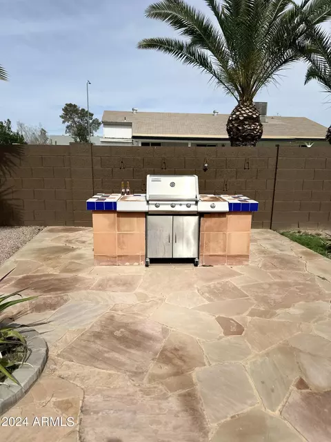 Exterior - 754 E Huber St, Mesa, AZ 85203 photo 9 of 17