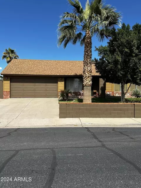 Exterior - 754 E Huber St, Mesa, AZ 85203 photo 1 of 17