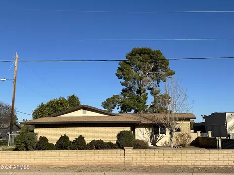 12015 S 71st St, Tempe, AZ 85284