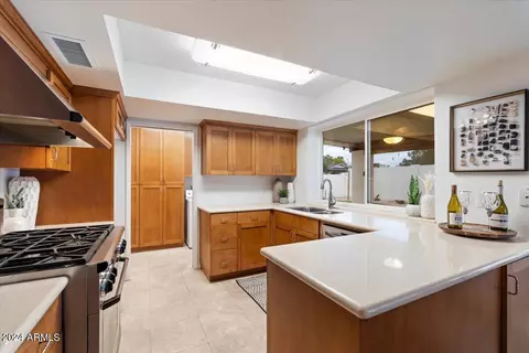 Kitchen - 10022 N 26th St, Phoenix, AZ 85028 photo 1 of 3