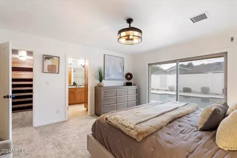 Bedroom - 10022 N 26th St, Phoenix, AZ 85028 photo 3 of 4