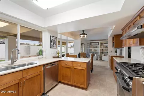 Kitchen - 10022 N 26th St, Phoenix, AZ 85028 photo 2 of 3