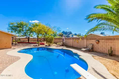 2323 E Shaw Butte Dr, Phoenix, AZ 85028 photo 24