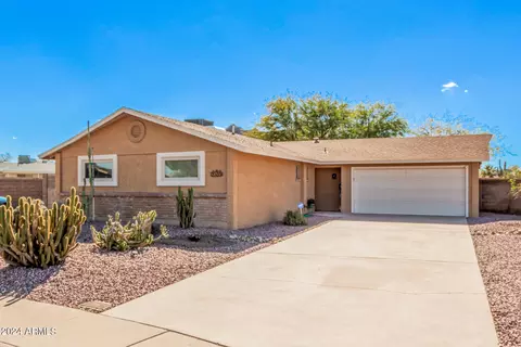 2323 E Shaw Butte Dr, Phoenix, AZ 85028 photo 3