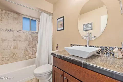 2323 E Shaw Butte Dr, Phoenix, AZ 85028 photo 17