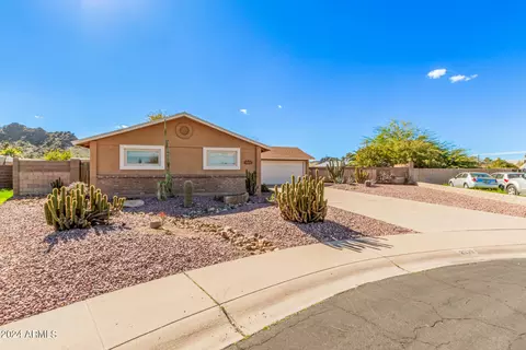 2323 E Shaw Butte Dr, Phoenix, AZ 85028