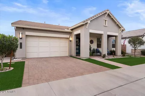 21068 E Swan Dr, Queen Creek, AZ 85142