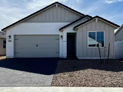 221 E Mint Ln, San Tan Valley, AZ 85140