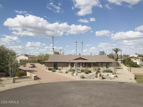 7418 W Villa Theresa Dr, Glendale, AZ 85308