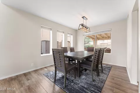 Dining - 4227 E Bighorn Ave, Phoenix, AZ 85044 photo 1 of 6