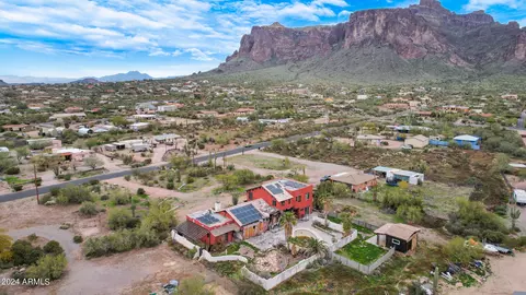 5335 E Pioneer St, Apache Junction, AZ 85119