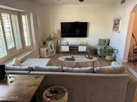 965 W Mendoza Ave, Mesa, AZ 85210