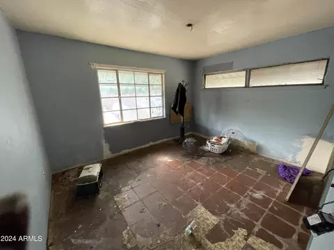9406 N 3rd Dr, Phoenix, AZ 85021 photo 5