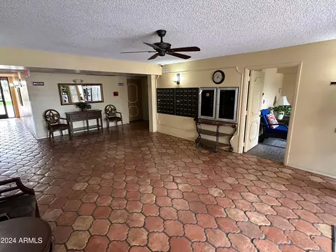 Living - 3033 E Devonshire Ave #3010, Phoenix, AZ 85016 photo 3 of 3