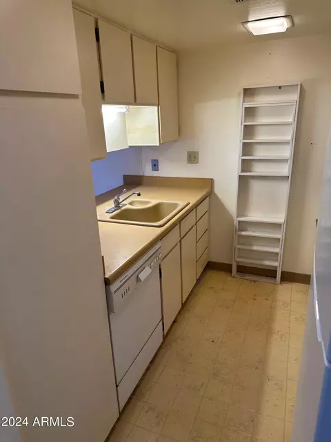 Other - 3033 E Devonshire Ave #3010, Phoenix, AZ 85016 photo 7 of 11