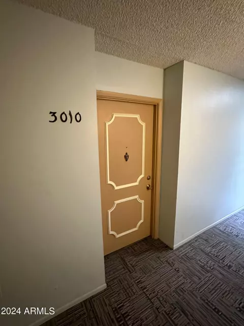 Entry Way - 3033 E Devonshire Ave #3010, Phoenix, AZ 85016 photo 1 of 1