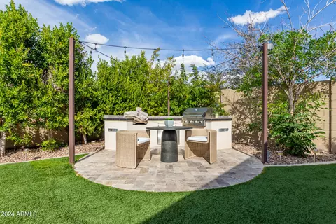 Exterior - 1452 E Blue Ridge Way, Gilbert, AZ 85298 photo 19 of 27