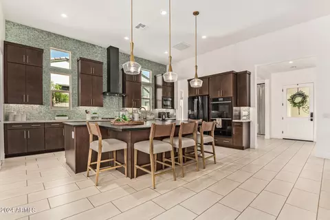 Kitchen - 1452 E Blue Ridge Way, Gilbert, AZ 85298 photo 2 of 4