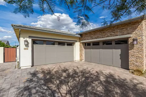 Exterior - 1452 E Blue Ridge Way, Gilbert, AZ 85298 photo 4 of 27