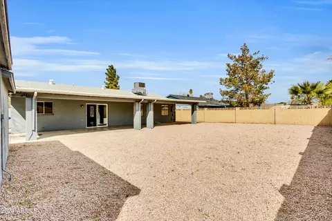 Exterior - 233 E Oxford Dr, Tempe, AZ 85283 photo 8 of 9