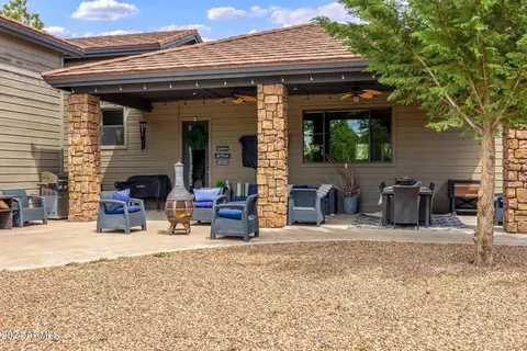 Exterior - 2841 Thunderbolt Cir, Overgaard, AZ 85933 photo 9 of 22