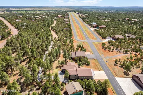 View/Area - 2841 Thunderbolt Cir, Overgaard, AZ 85933 photo 7 of 14