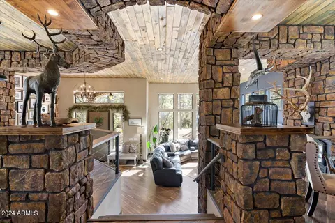 Entry Way - 2841 Thunderbolt Cir, Overgaard, AZ 85933 photo 1 of 2