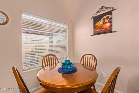 Dining - 9420 E Olla Ave, Mesa, AZ 85212 photo 4 of 4