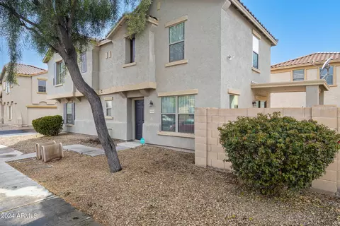9550 N 82nd Gln, Peoria, AZ 85345
