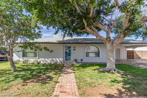 8408 N 56th Ave, Glendale, AZ 85302