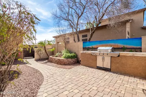Exterior - 3326 E Maplewood St, Gilbert, AZ 85297 photo 10 of 12