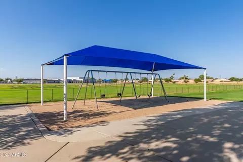 View/Area - 3326 E Maplewood St, Gilbert, AZ 85297 photo 6 of 9