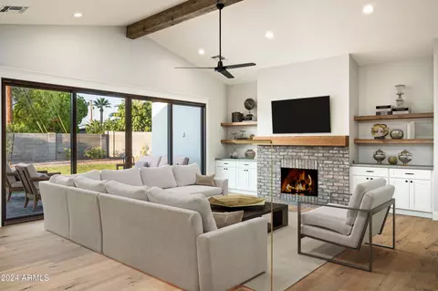 Living - 4164 E Camelback Rd, Phoenix, AZ 85018 photo 2 of 3