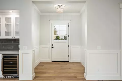 Entry Way - 4164 E Camelback Rd, Phoenix, AZ 85018 photo 1 of 1