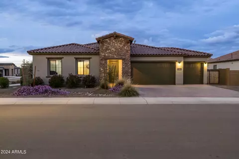 8030 W State Ave, Glendale, AZ 85303