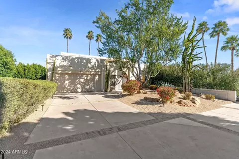 8702 E Devonshire Ave, Scottsdale, AZ 85251
