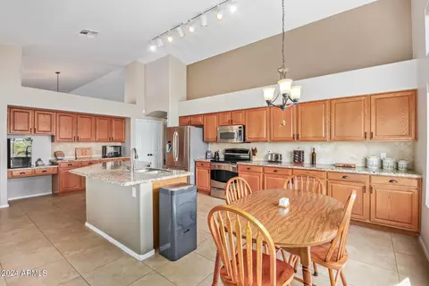 Kitchen - 6510 E Omega St, Mesa, AZ 85215 photo 3 of 4