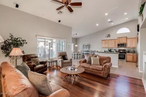 21630 N Sunset Dr, Maricopa, AZ 85139