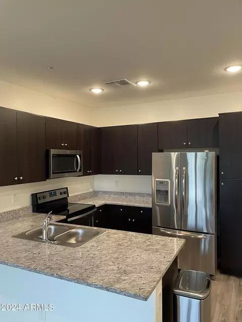 2309 E Hidalgo Ave, Phoenix, AZ 85040 photo 3