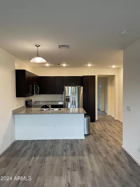 2309 E Hidalgo Ave, Phoenix, AZ 85040 photo 4