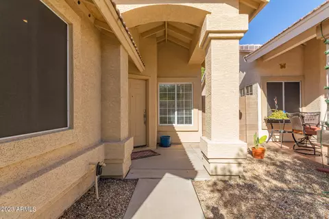 Exterior - 1914 E Kings Ave, Phoenix, AZ 85022 photo 5 of 8